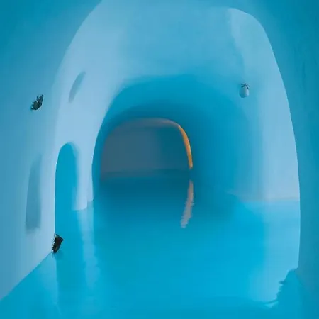 Thermes Luxury And (adults Only) Villa Megalochori (Santorini)