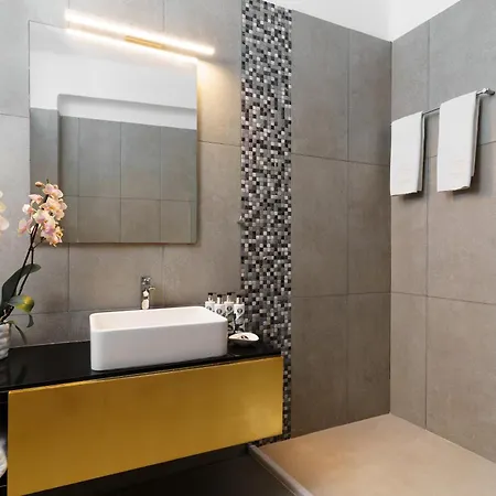 Thermes Luxury By Mr And Mrs White (adults Only) 3*