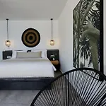 Thermes Luxury By Mr And Mrs White (adults Only)